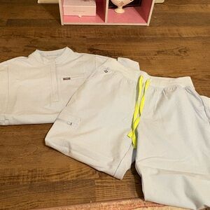 Figs Light Blue Women's Pants & Top Set